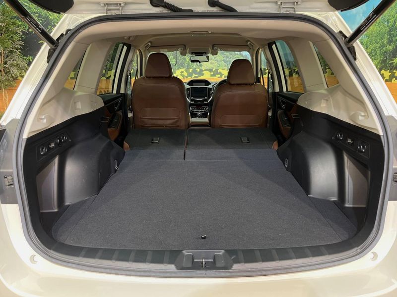 2018 Subaru Forester 5AA-SKE (UW-6a70086876b0d)[5]