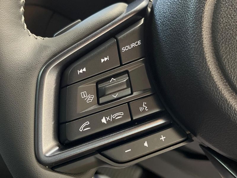 2025 Subaru Forester 5AA-SLG (UW-6a70086c89098)[26]