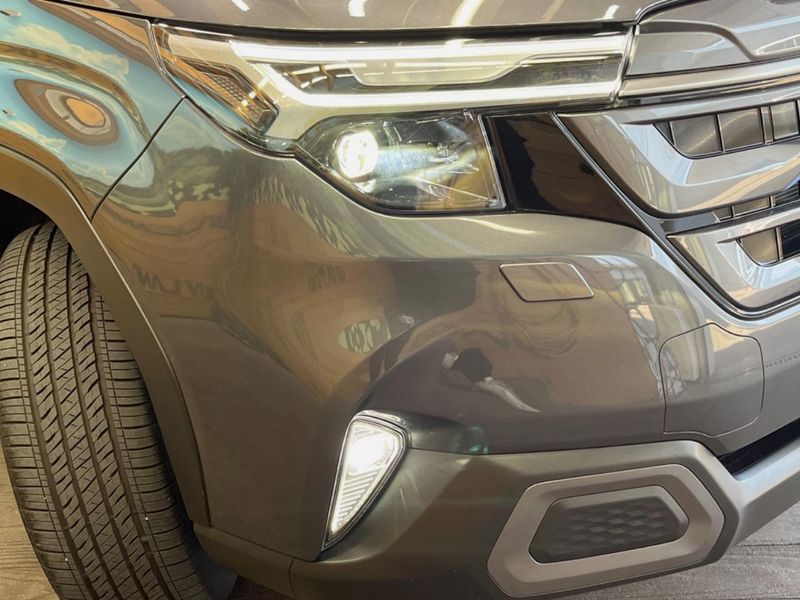 2025 Subaru Forester 5AA-SLG (UW-6a70086c89098)[14]
