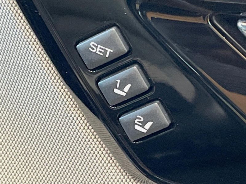 2025 Subaru Forester 5AA-SLG (UW-6a70086c89098)[17]