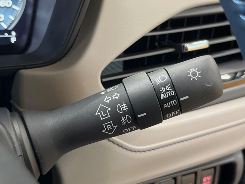 2025 Subaru Forester 5AA-SLG (UW-6a70086c89098)[28]