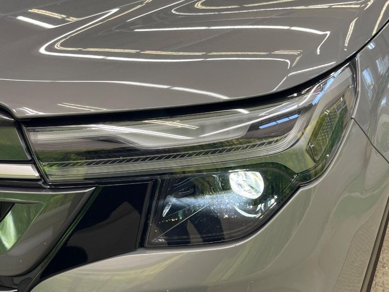 2025 Subaru Forester 5AA-SLG (UW-6a70086d00f3f)[28]