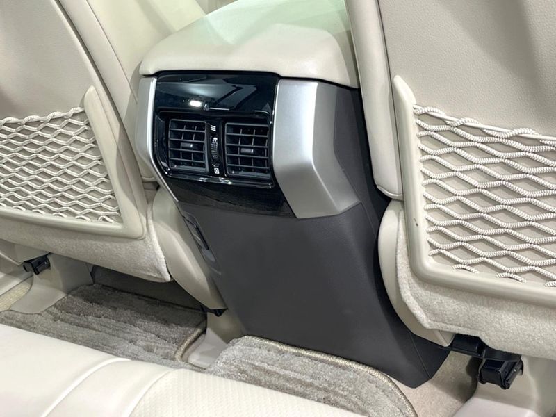 2023 Toyota Land Cruiser Prado 3BA-TRJ150W (UW-6a70087bed7ef)[24]