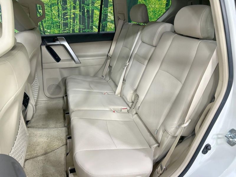 2023 Toyota Land Cruiser Prado 3BA-TRJ150W (UW-6a70087f48d56)[21]