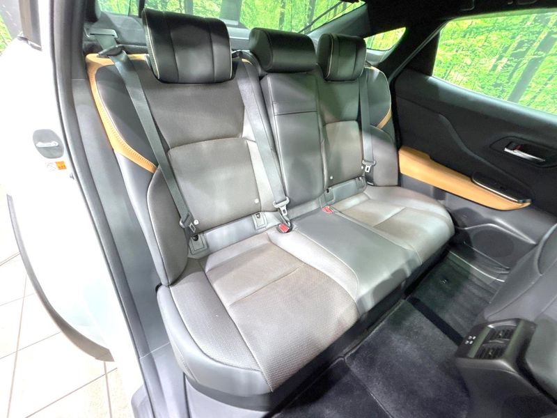2022 Toyota Crown Crossover 5AA-TZSH35 (UW-6a700885e1b22)[5]
