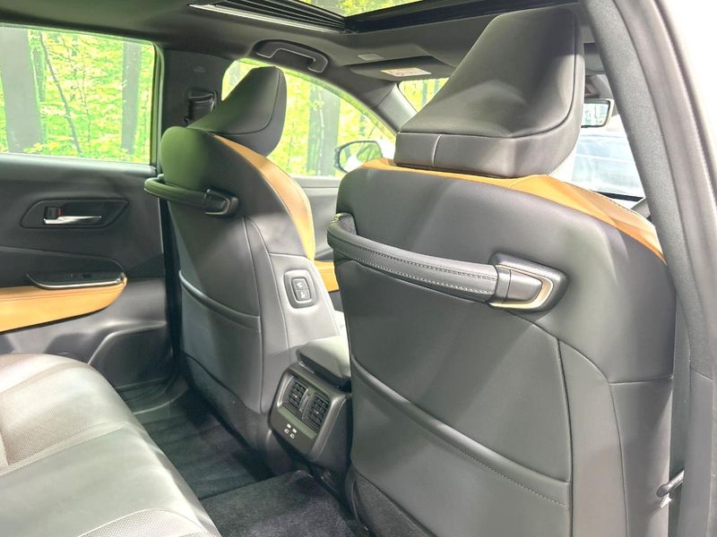 2022 Toyota Crown Crossover 5AA-TZSH35 (UW-6a700885e1b22)[6]
