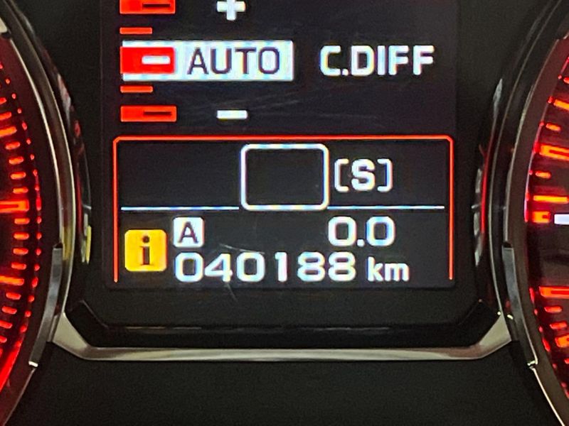 2015 Subaru WRX STI CBA-VAB (UW-6a70088956b88)[2]