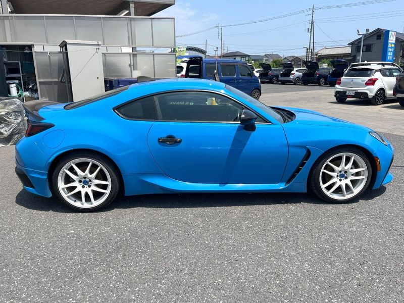 2023 Toyota GR86 3BA-ZN8 (UW-6a7008c2731aa)[13]