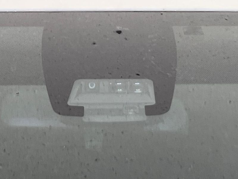2016 Toyota Voxy DBA-ZRR80W (UW-6a7008c7618e5)[10]