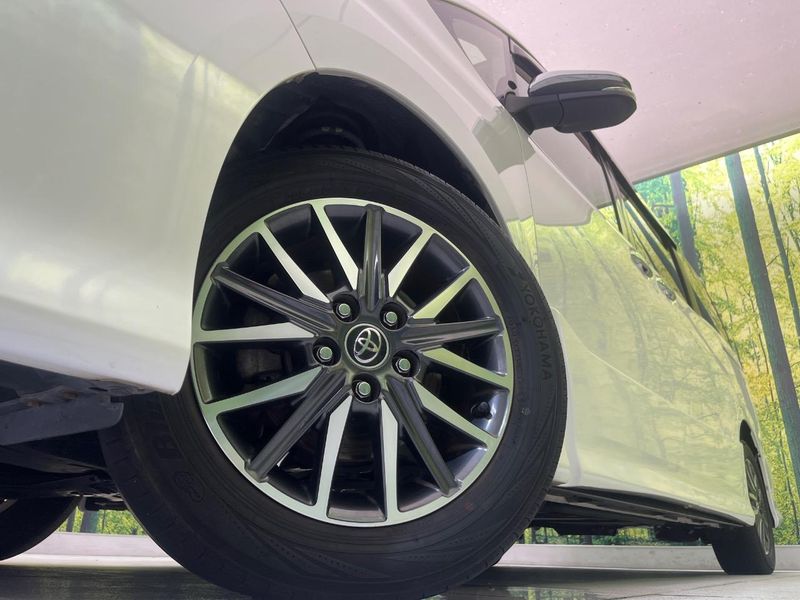 2016 Toyota Voxy DBA-ZRR80W (UW-6a7008c7618e5)[11]
