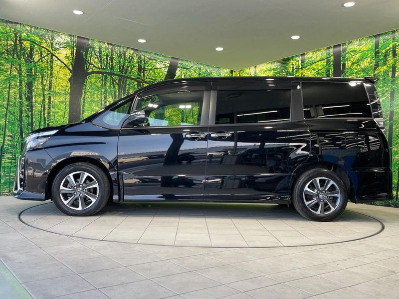 2018 Toyota Voxy DBA-ZRR80W (UW-6a7008cc91044)[8]