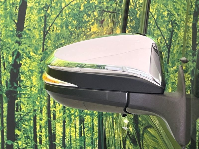 2021 Toyota Voxy 3BA-ZRR80W (UW-6a7008d4b9e87)[13]