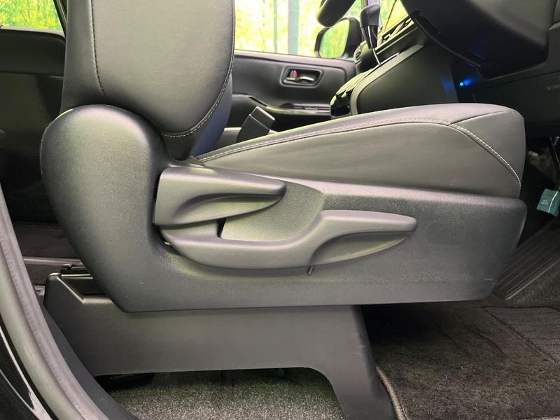 2021 Toyota Voxy 3BA-ZRR80W (UW-6a7008d4b9e87)[18]