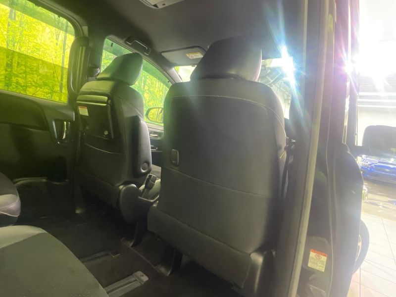 2021 Toyota Voxy 3BA-ZRR80W (UW-6a7008d4b9e87)[20]