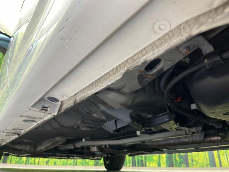 2015 Toyota Prius DAA-ZVW30 (UW-6a7008e812b6d)[21]