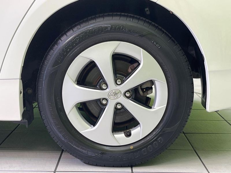 2015 Toyota Prius DAA-ZVW30 (UW-6a7008e812b6d)[19]