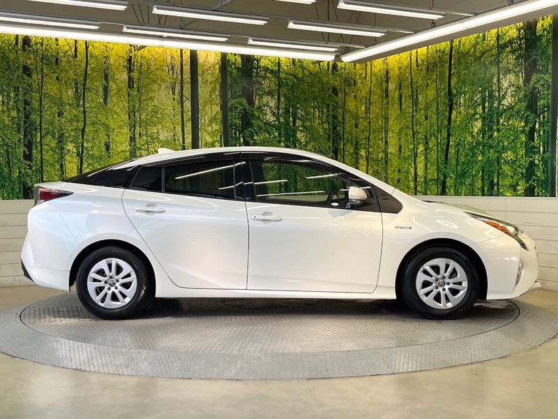 2016 Toyota Prius DAA-ZVW50 (UW-6a7008ed5982a)[26]