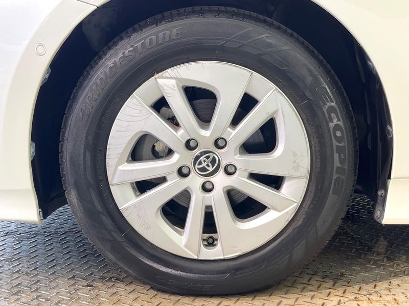 2016 Toyota Prius DAA-ZVW50 (UW-6a7008ed5982a)[21]