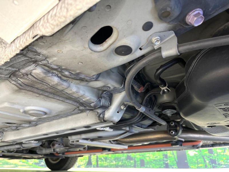 2017 Toyota Prius DAA-ZVW51 (UW-6a7008f2b3892)[25]