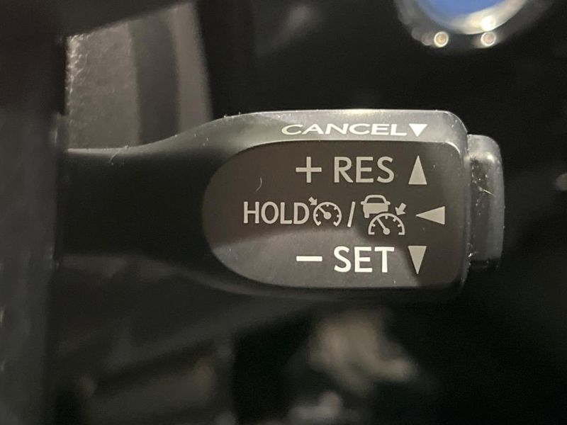 2019 Toyota Prius DAA-ZVW55 (UW-6a7008f9cb548)[23]