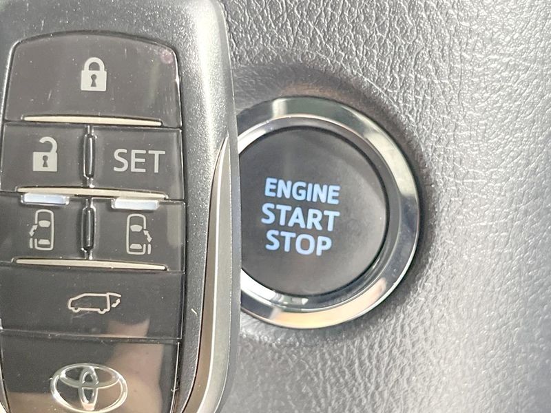 2023 Toyota Alphard 3BA-AGH30W (UW-6a7156a8caa67)[4]