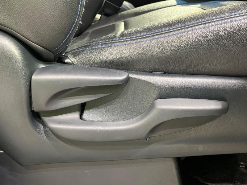 2015 Toyota Vellfire DBA-AGH35W (UW-6a7156ae26931)[8]