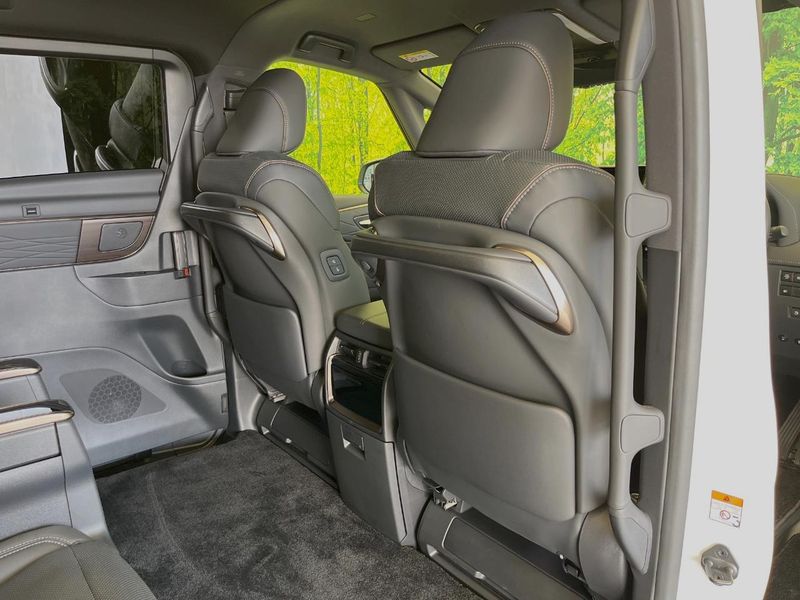 2025 Toyota Alphard 3BA-AGH40W (UW-6a7156b699727)[7]