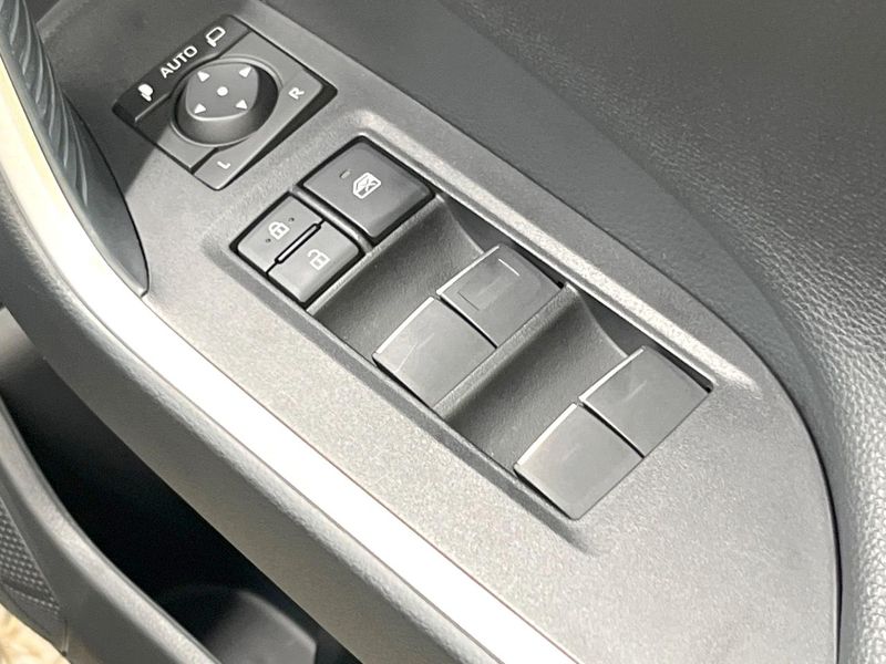 2023 Toyota RAV4 6AA-AXAH54 (UW-6a7156ca26673)[25]