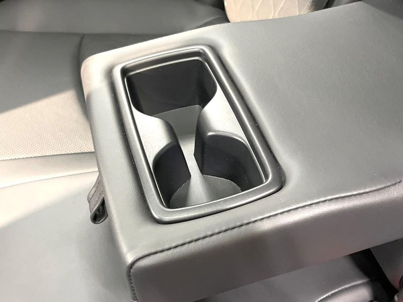 2023 Toyota RAV4 6AA-AXAH54 (UW-6a7156ca26673)[24]