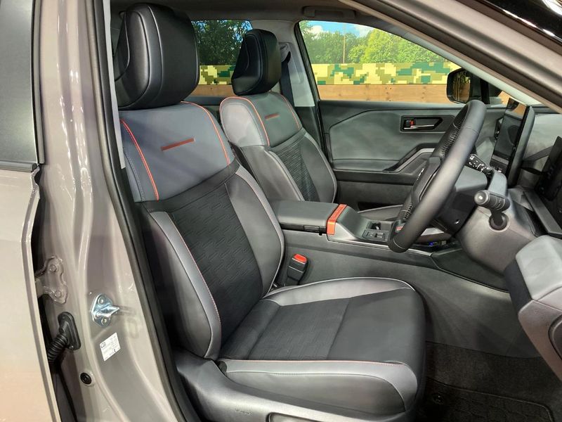 2026 Toyota RAV4 6AA-AXAN64 (UW-6a7156cb951ec)[29]