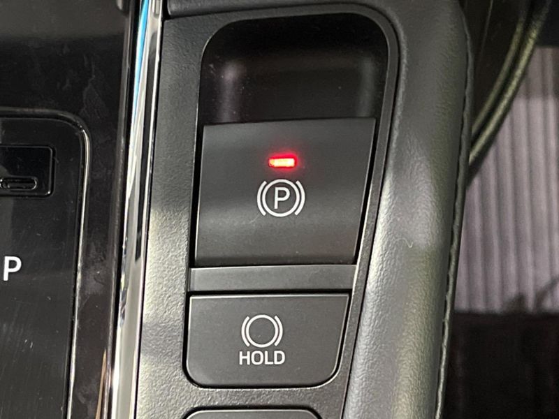2018 Toyota Vellfire Hybrid DAA-AYH30W (UW-6a7156dec3392)[18]