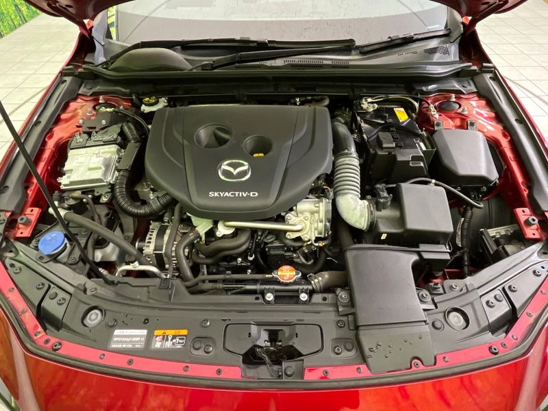 2020 Mazda Mazda 3 Fastback 3DA-BP8P (UW-6a715726313a3)[9]