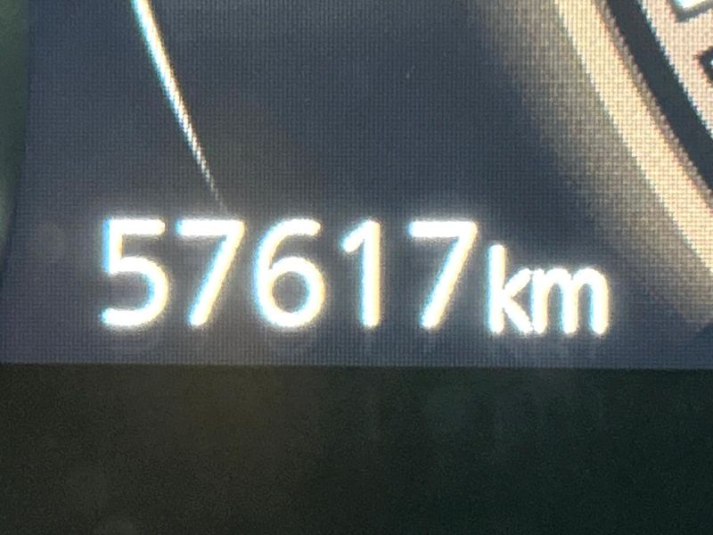 2021 Mazda MX-30 5AA-DREJ3P (UW-6a71574a63e35)[2]