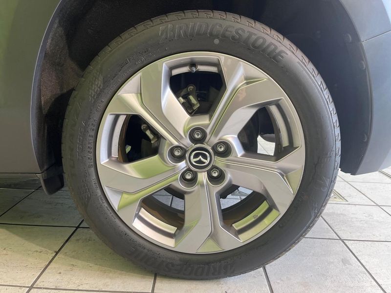 2021 Mazda MX-30 5AA-DREJ3P (UW-6a71574a74ca8)[4]