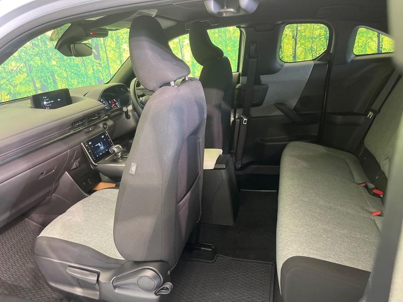 2021 Mazda MX-30 5AA-DREJ3P (UW-6a71574a74ca8)[10]
