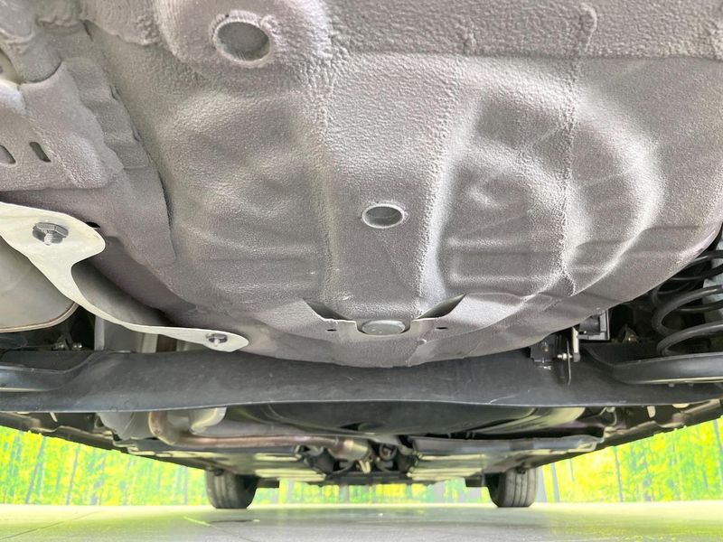 2022 Nissan Note 6AA-E13 (UW-6a7157539f0c0)[26]