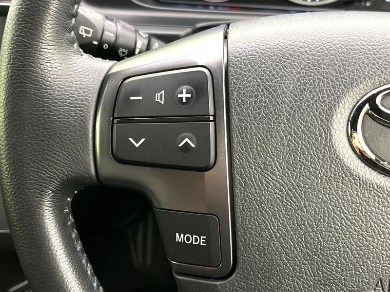 2022 Toyota Hiace Van 3DF-GDH201V (UW-6a71577207236)[17]