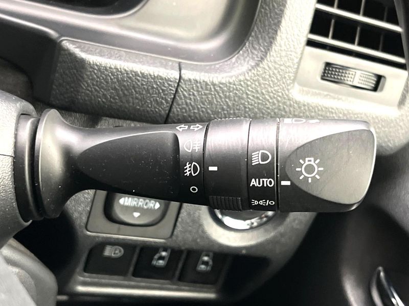 2022 Toyota Hiace Van 3DF-GDH201V (UW-6a71577207236)[18]