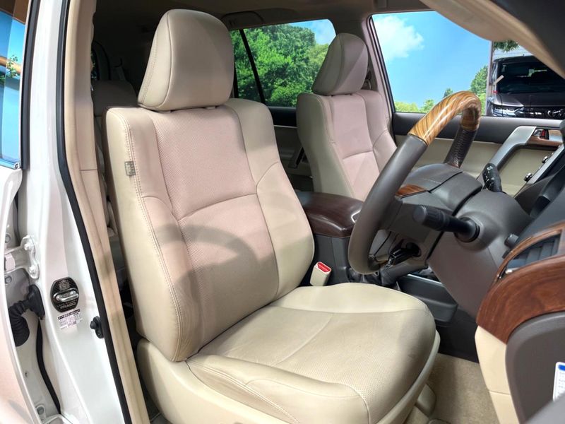 2023 Toyota Land Cruiser Prado 3DA-GDJ150W (UW-6a7157759d6ca)[8]
