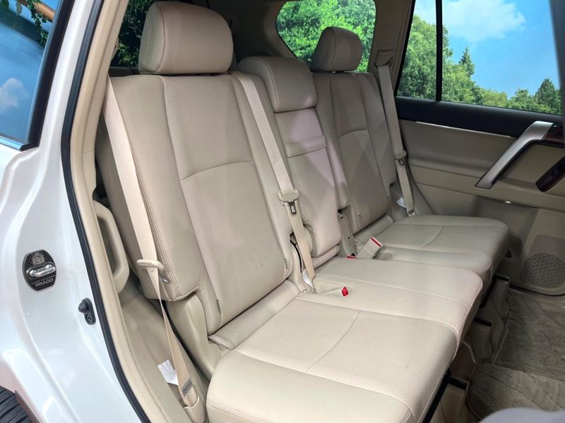 2023 Toyota Land Cruiser Prado 3DA-GDJ150W (UW-6a7157759d6ca)[9]