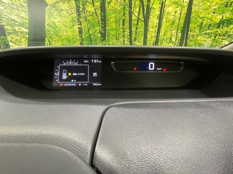 2016 Nissan Serena DAA-GFC27 (UW-6a71577b7815b)[22]