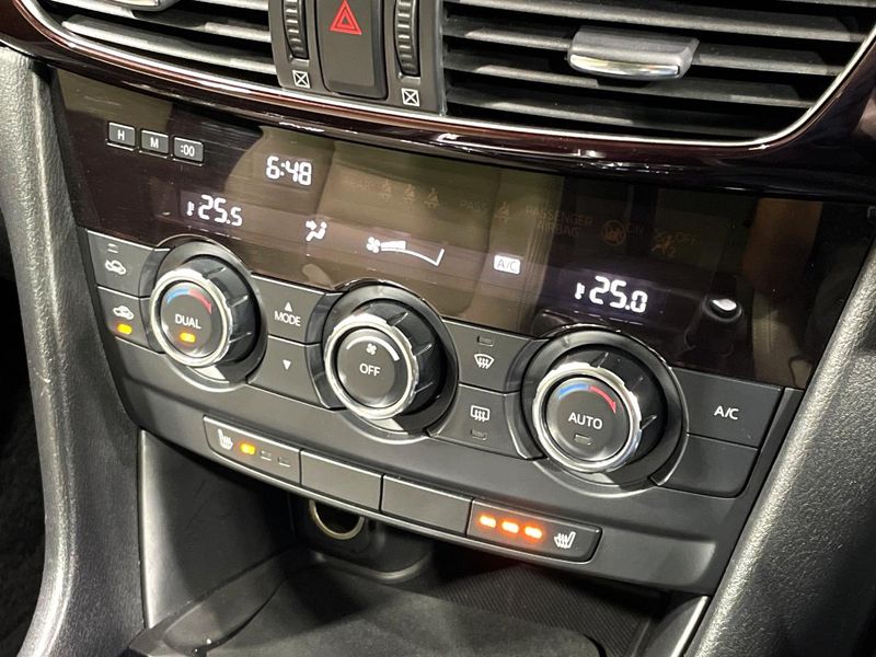 2013 Mazda Atenza Wagon LDA-GJ2FW (UW-6a71578b2c3dd)[26]