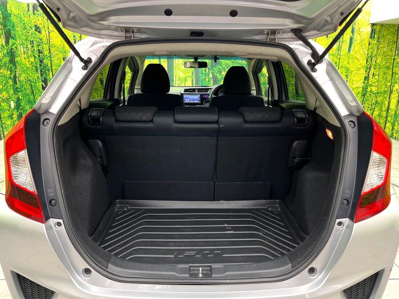 2015 Honda Fit DBA-GK3 (UW-6a71578c180ac)[26]