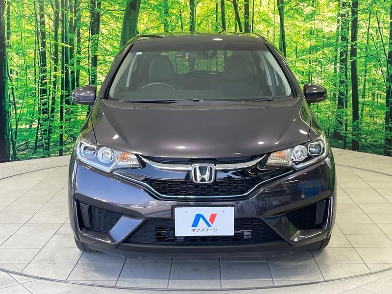 2015 Honda Fit Hybrid DAA-GP5 (UW-6a71579577773)[27]