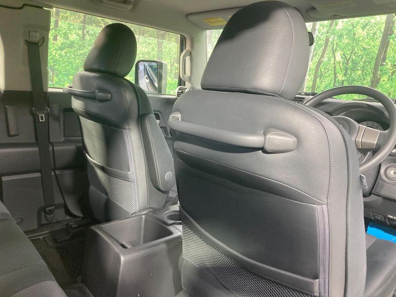 2012 Toyota FJ CRUISER CBA-GSJ15W (UW-6a7157a13671e)[29]