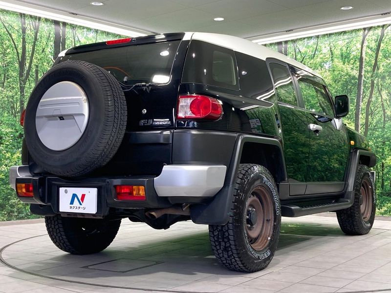 2012 Toyota FJ CRUISER CBA-GSJ15W (UW-6a7157a13671e)[8]