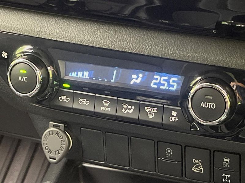 2021 Toyota Hilux 3DF-GUN125 (UW-6a7157b18390d)[22]