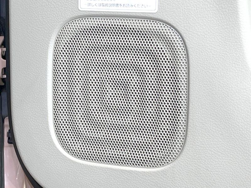 2017 Suzuki ALTO Lapin DBA-HE33S (UW-6a7157cb627e0)[29]