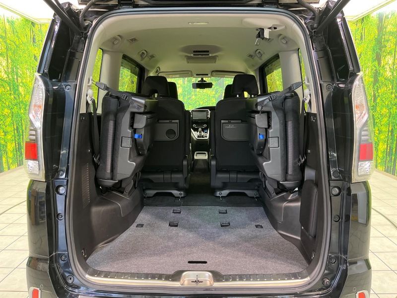 2018 Nissan Serena DAA-HFC27 (UW-6a7157d7e6211)[12]