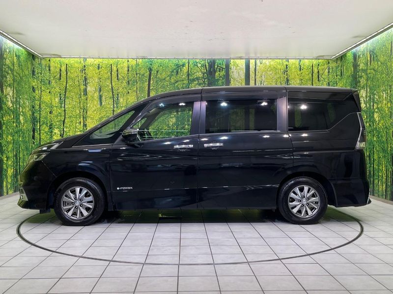 2018 Nissan Serena DAA-HFC27 (UW-6a7157d7e6211)[18]